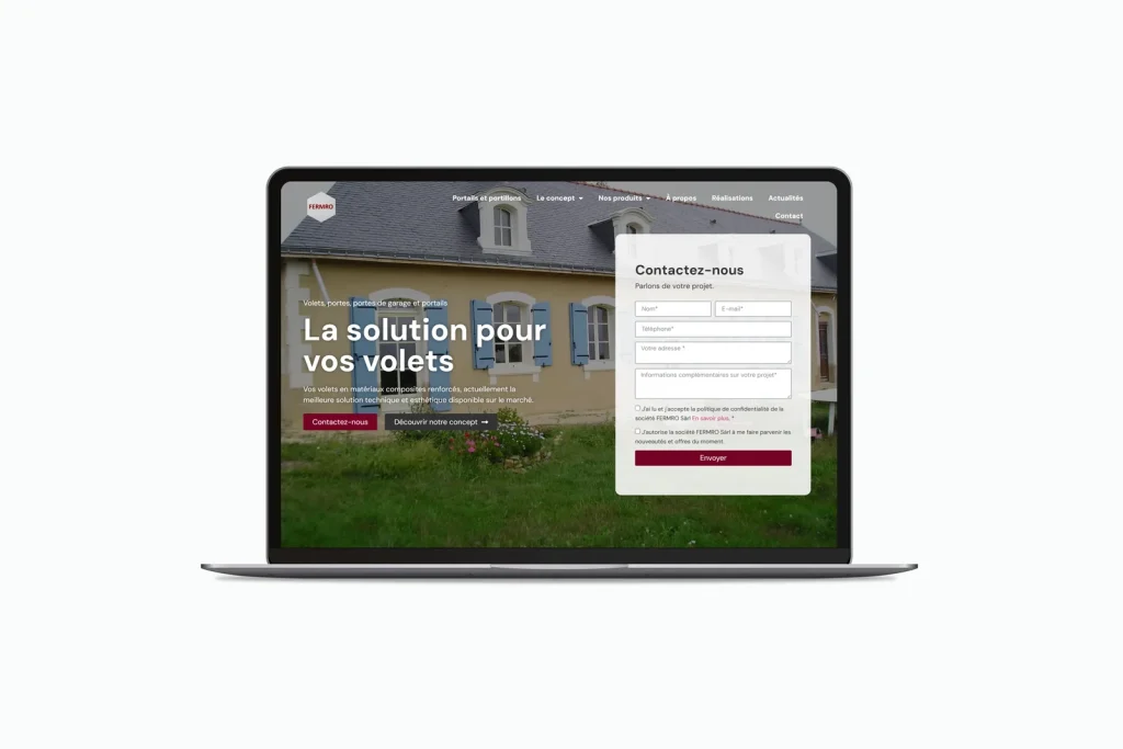 Site internet volets, portes et portails présenté sur un ordinateur portable